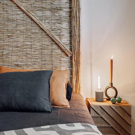 Hunde - 2 Bedrooms In Eixample Esquerra * Barcelona